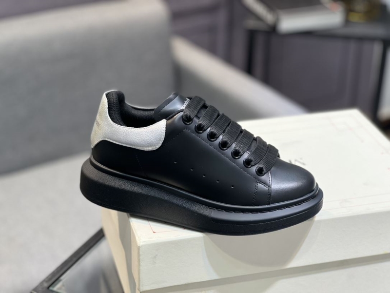 Alexander Mcqueen Casual Shoes